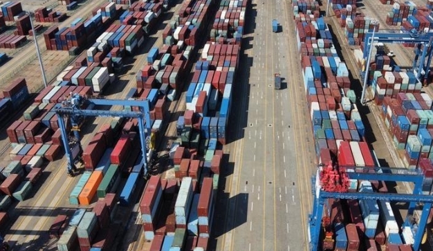 2024年中國貨物貿易進出口總值43.85萬億元