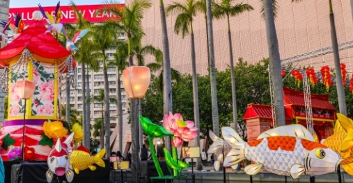 香港尖沙咀元宵綵燈絢爛奪目