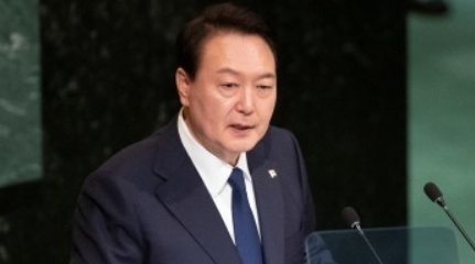 尹錫悅在看守所接受執政黨議員探視