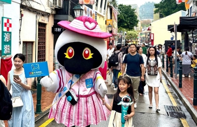 澳門氹仔舊城區臨時行人專用區運作暢順秩序良好