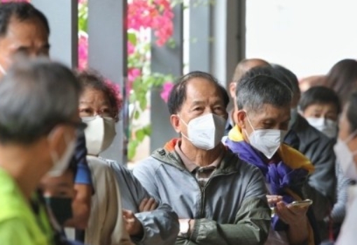 灣區融合加速 跨境養老成香港長者新選擇