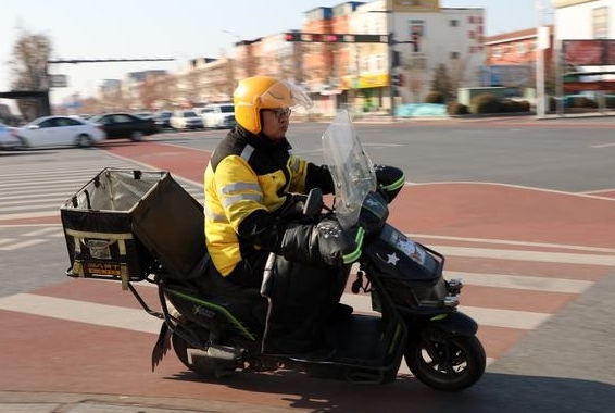 中國整治外賣平台服務管理 含保障騎手權益
