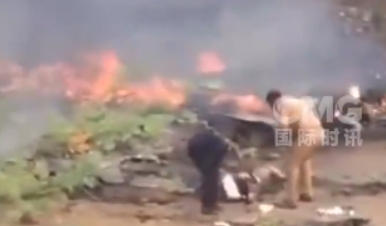 印度一架飛機墜毀致5人喪生