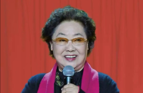 唱響《我的祖國》 中國著 名歌劇表演藝術家郭蘭英逝世